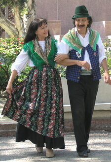 Hire Italian Folk Dancers in Los Angeles and Orange County
